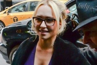 Хайден Панеттьери показала, как выглядела в 20 лет