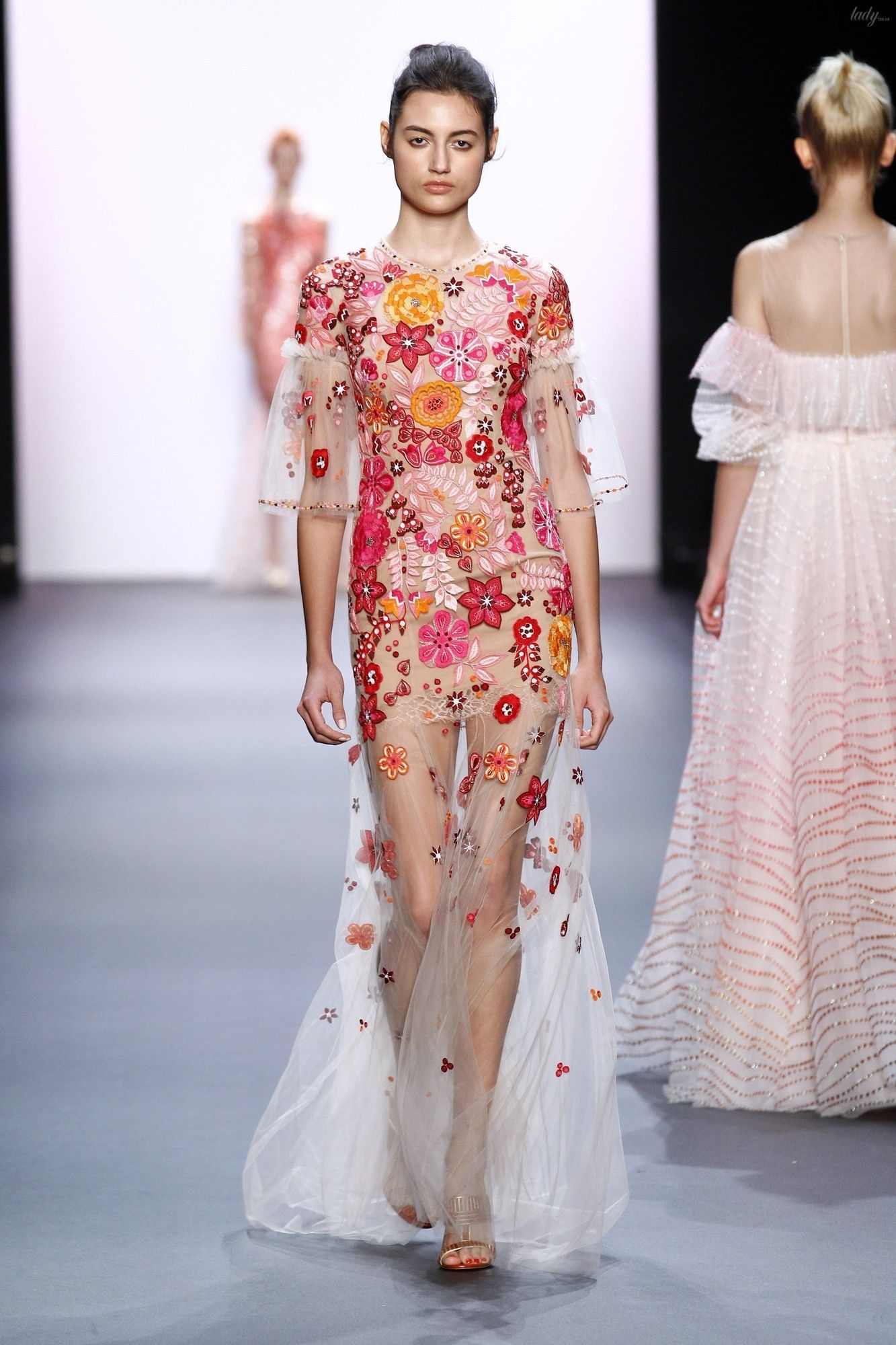 Коллекция Jenny Packham прет-а-порте сезона весна-лето 2017_18