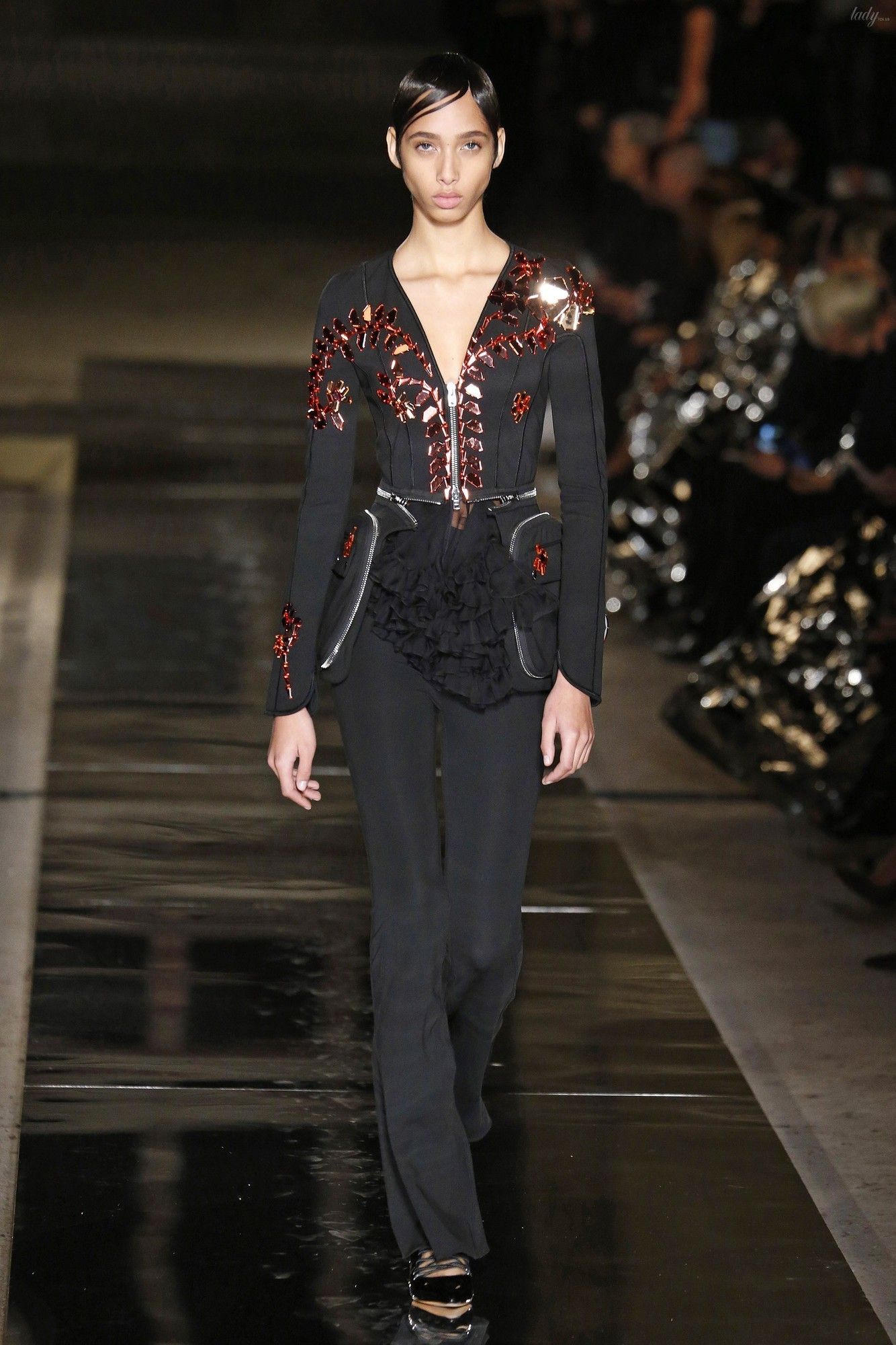 Коллекция Givenchy прет-а-порте сезона весна-лето 2017_54