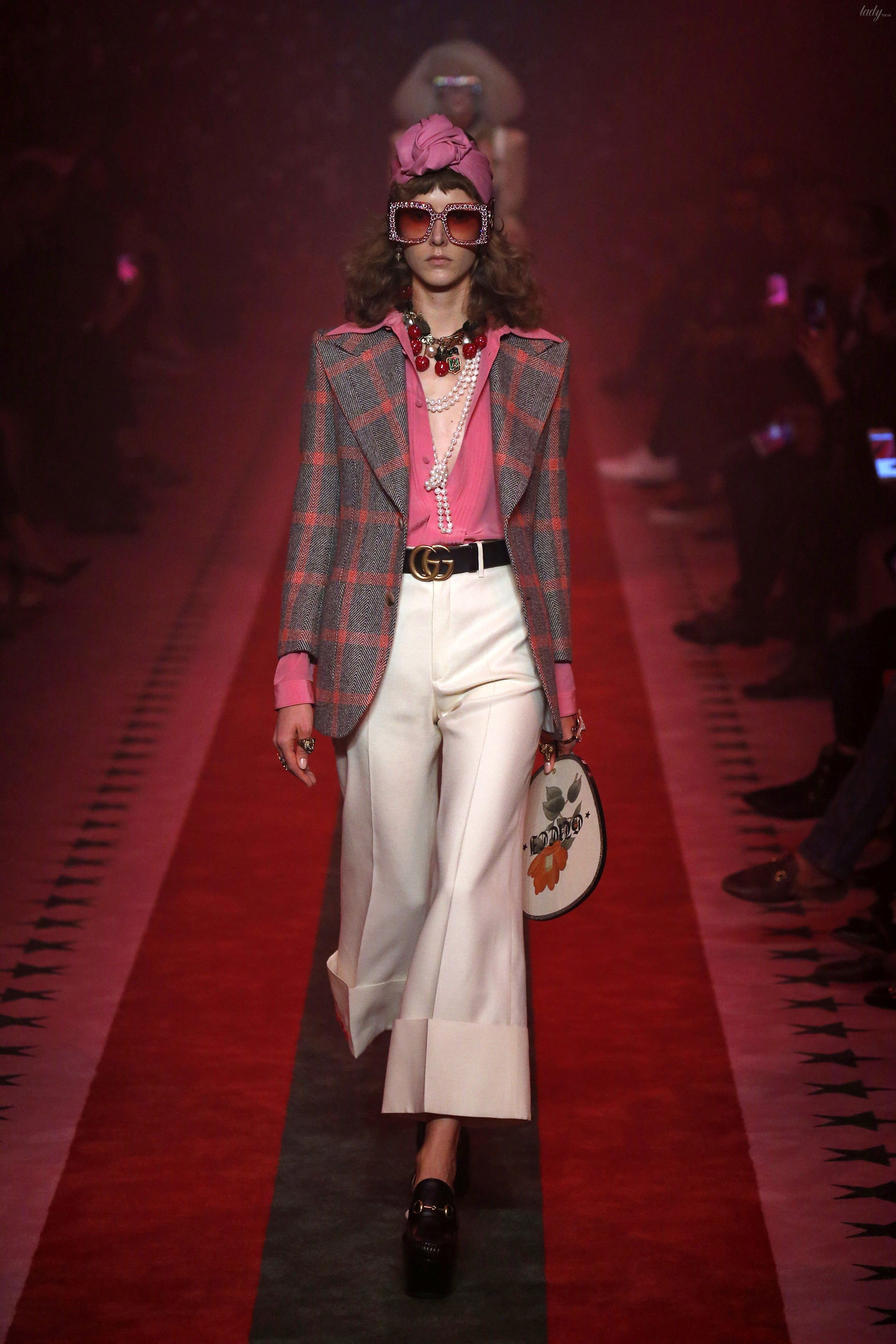 Коллекция Gucci прет-а-порте сезона весна-лето 2017_1
