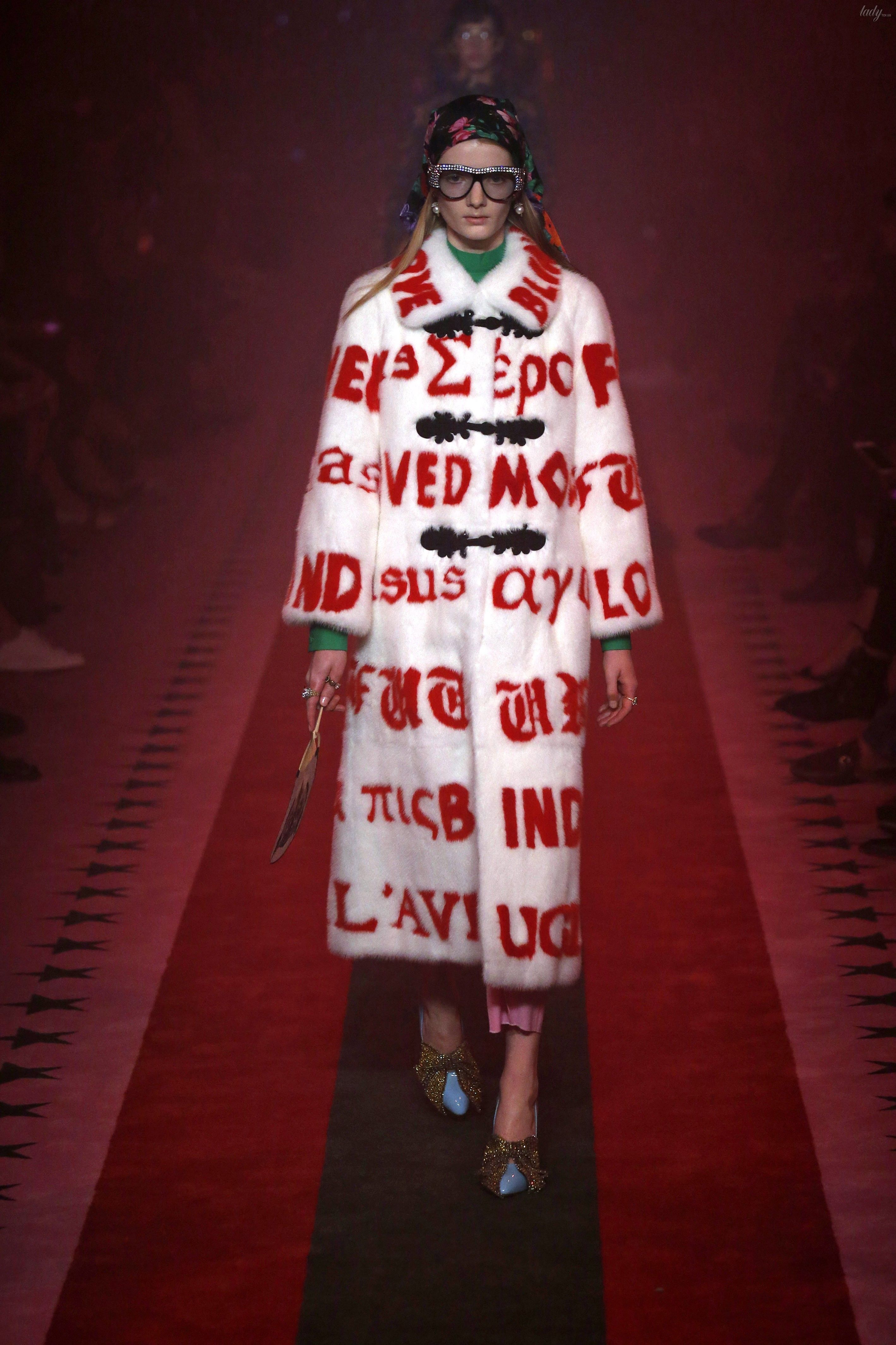Коллекция Gucci прет-а-порте сезона весна-лето 2017_31