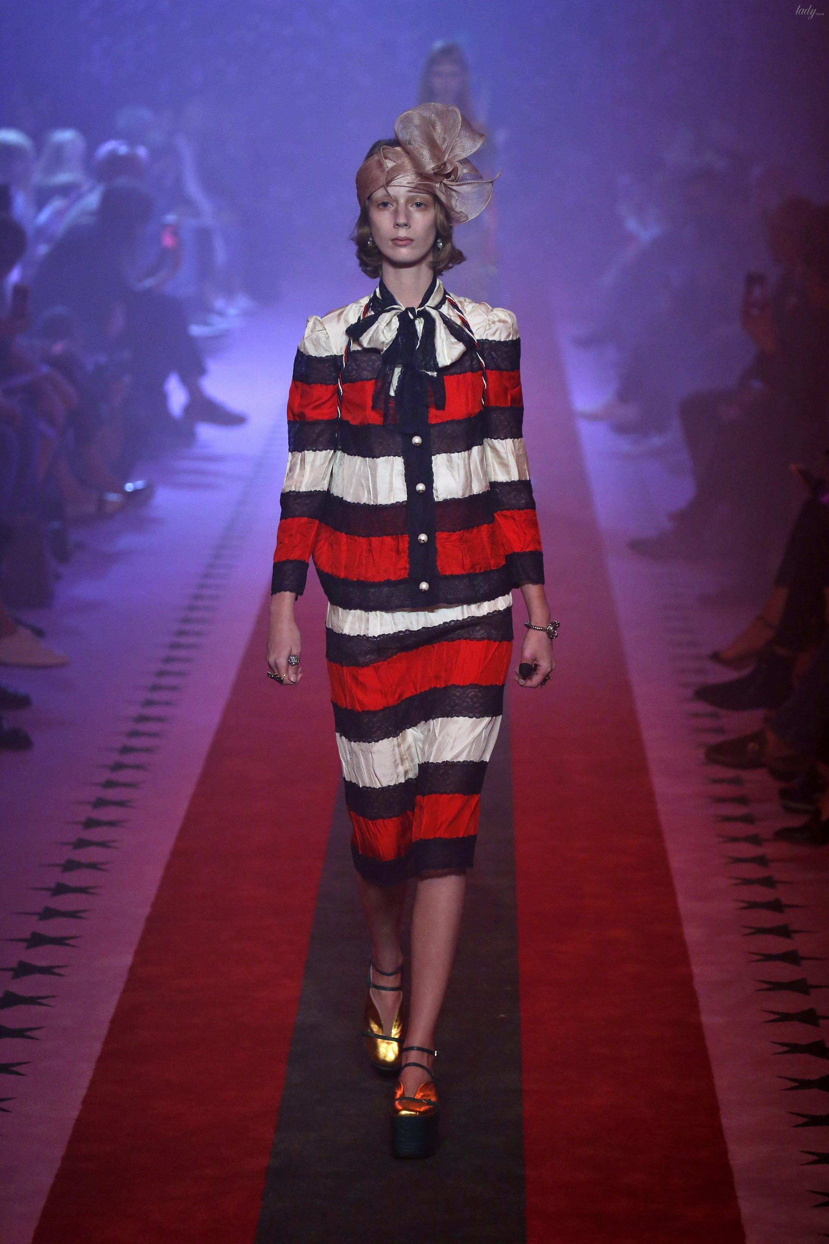 Коллекция Gucci прет-а-порте сезона весна-лето 2017_20