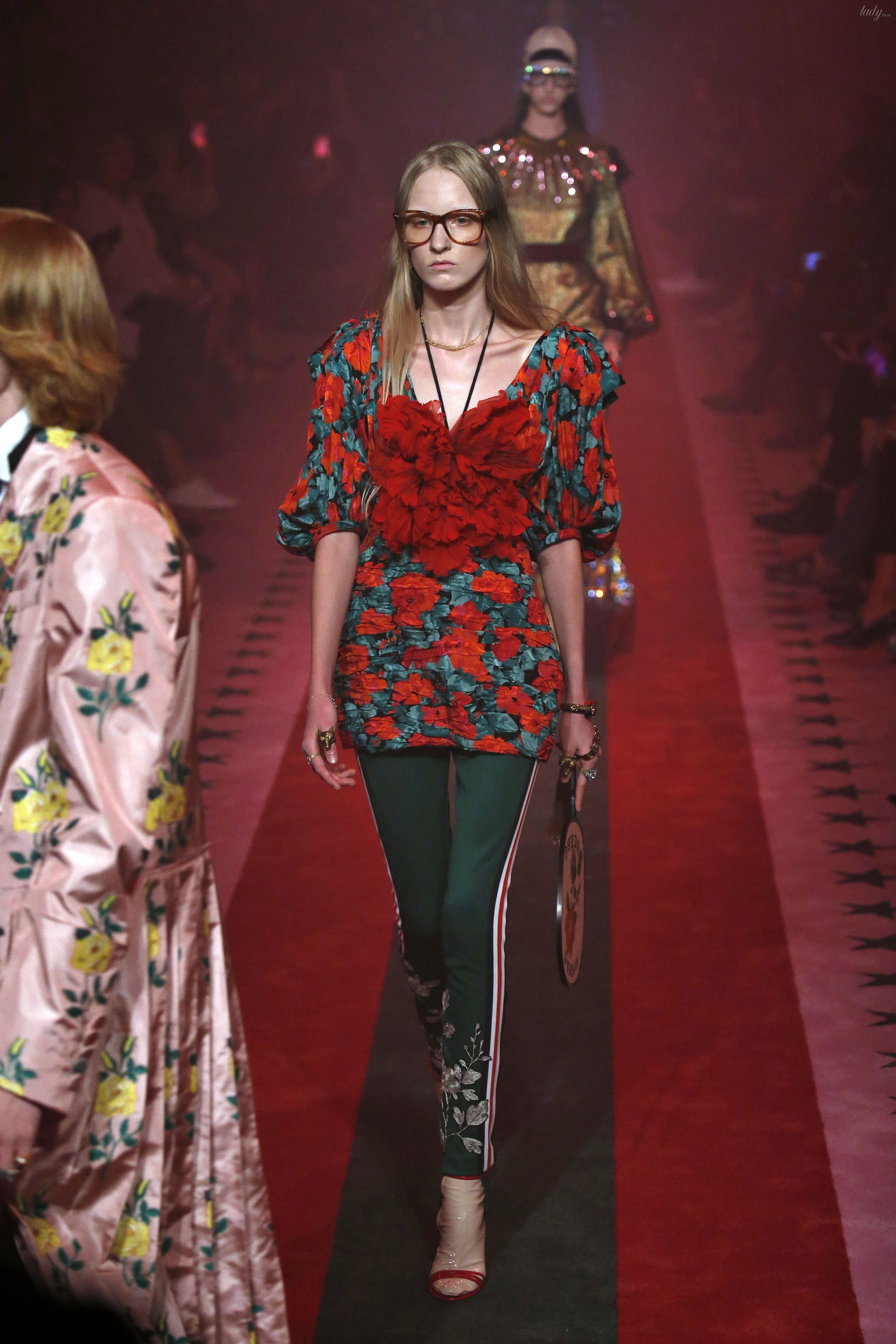 Коллекция Gucci прет-а-порте сезона весна-лето 2017_23