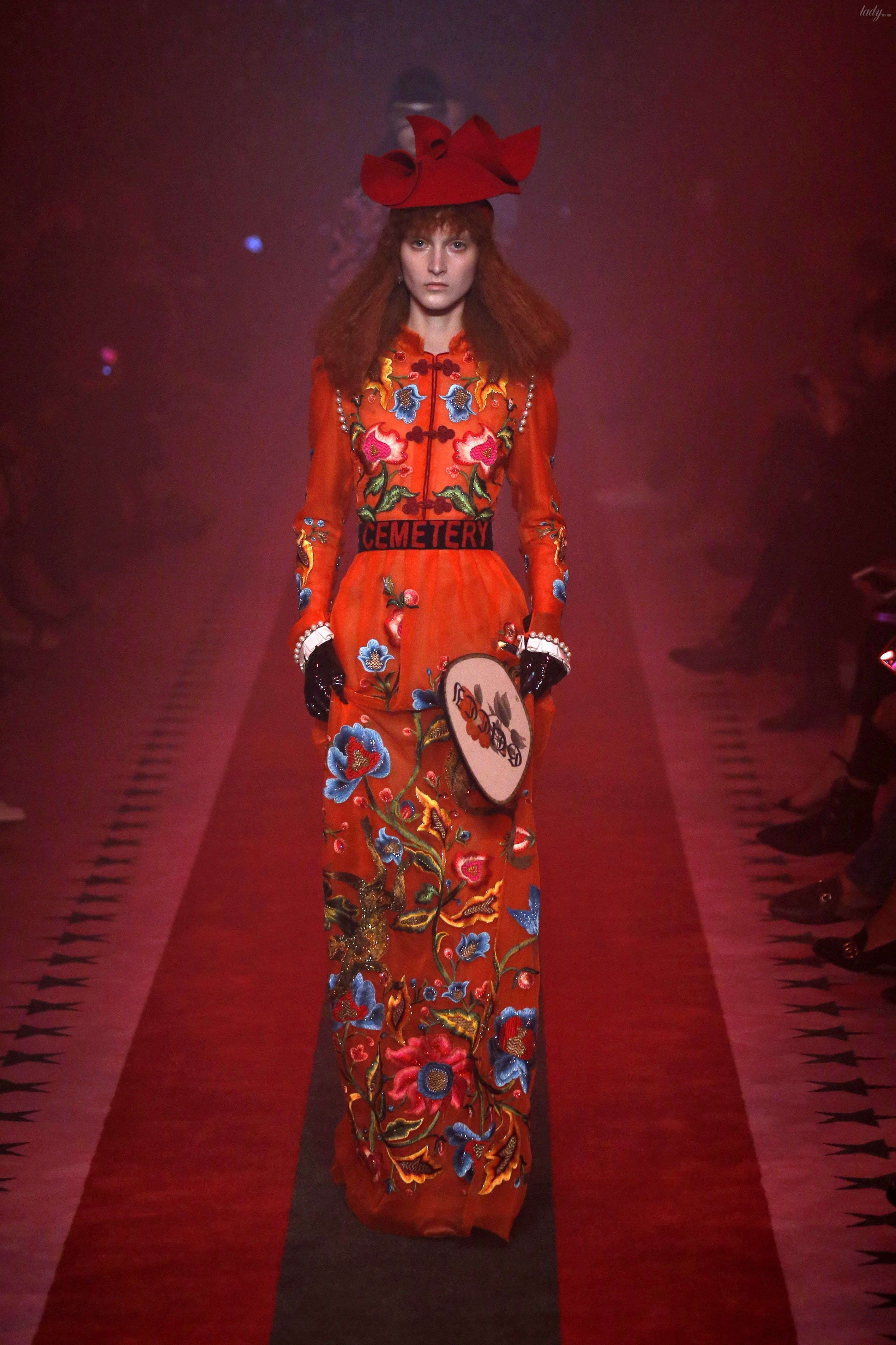 Коллекция Gucci прет-а-порте сезона весна-лето 2017_35