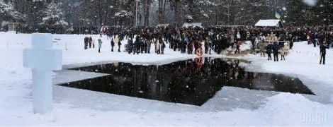 Безпечне Водохреще: рятувальники дали поради українцям, як уникнути біди під час пірнання
