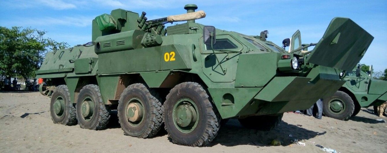 БТР-4Е, "Корсар" і "Оплот": Полторак розкрив плани придбання армією військової техніки
