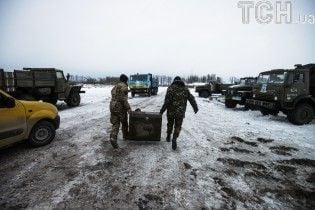 Ситуація на Донбасі: бойовики обстрілюють українські позиції з мінометів, є поранені
