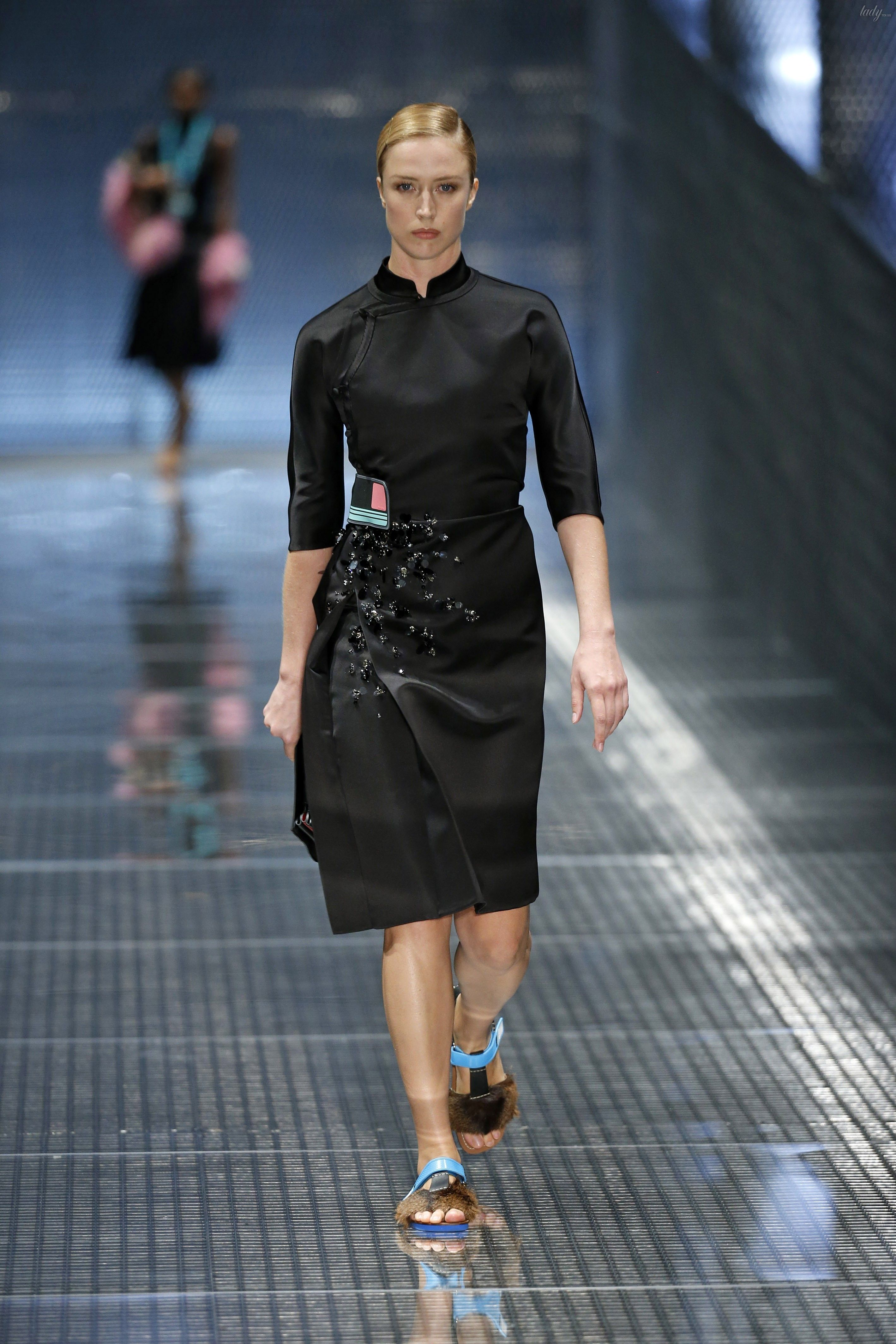 Коллекция Prada прет-а-порте сезона весна-лето 2017_36