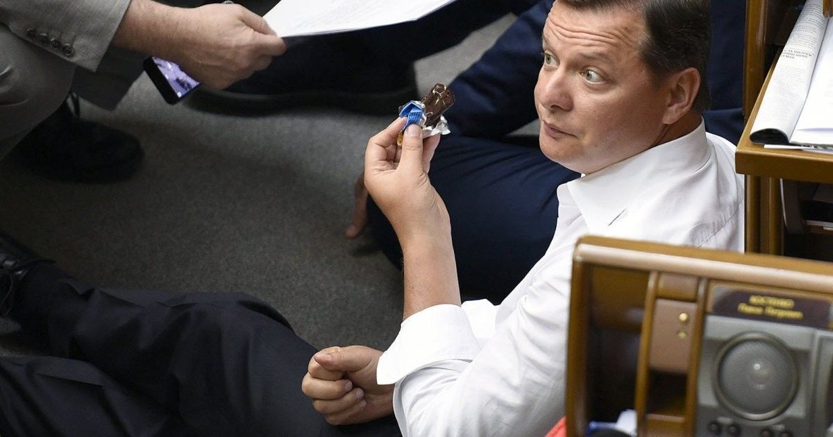 Ляшко и Соболев устроили потасовку за трибуной. Появилось видео