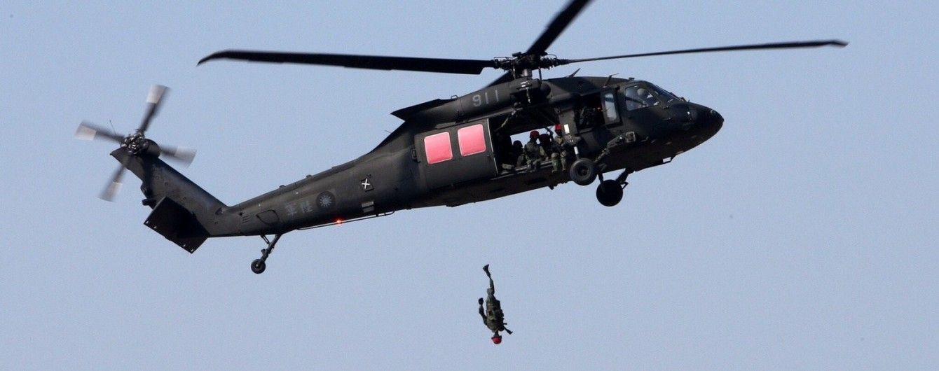 Філіппіни не купуватимуть гелікоптери в РФ через санкції