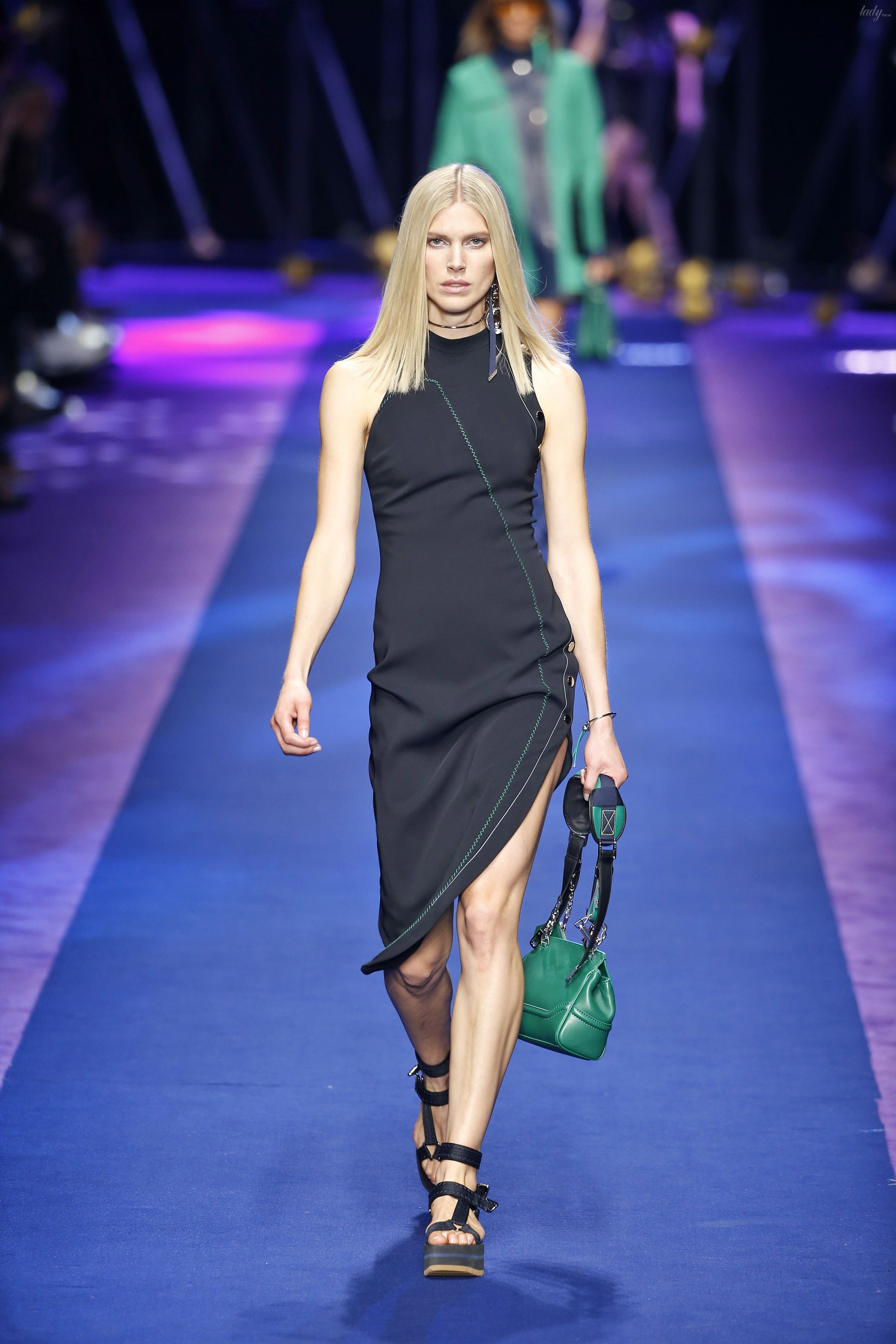 Коллекция Versace прет-а-порте сезона весна-лето 2017_11
