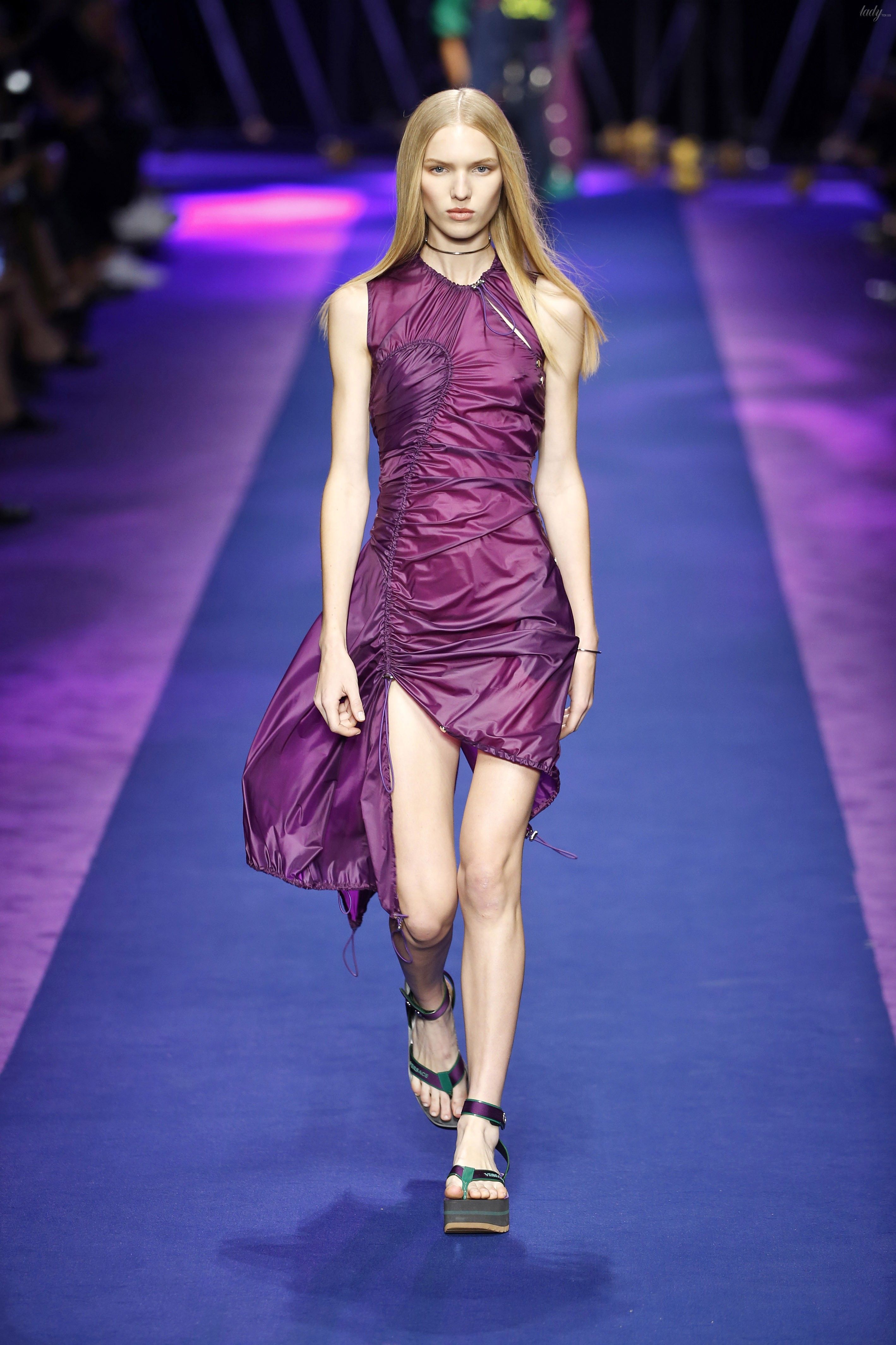 Коллекция Versace прет-а-порте сезона весна-лето 2017_3