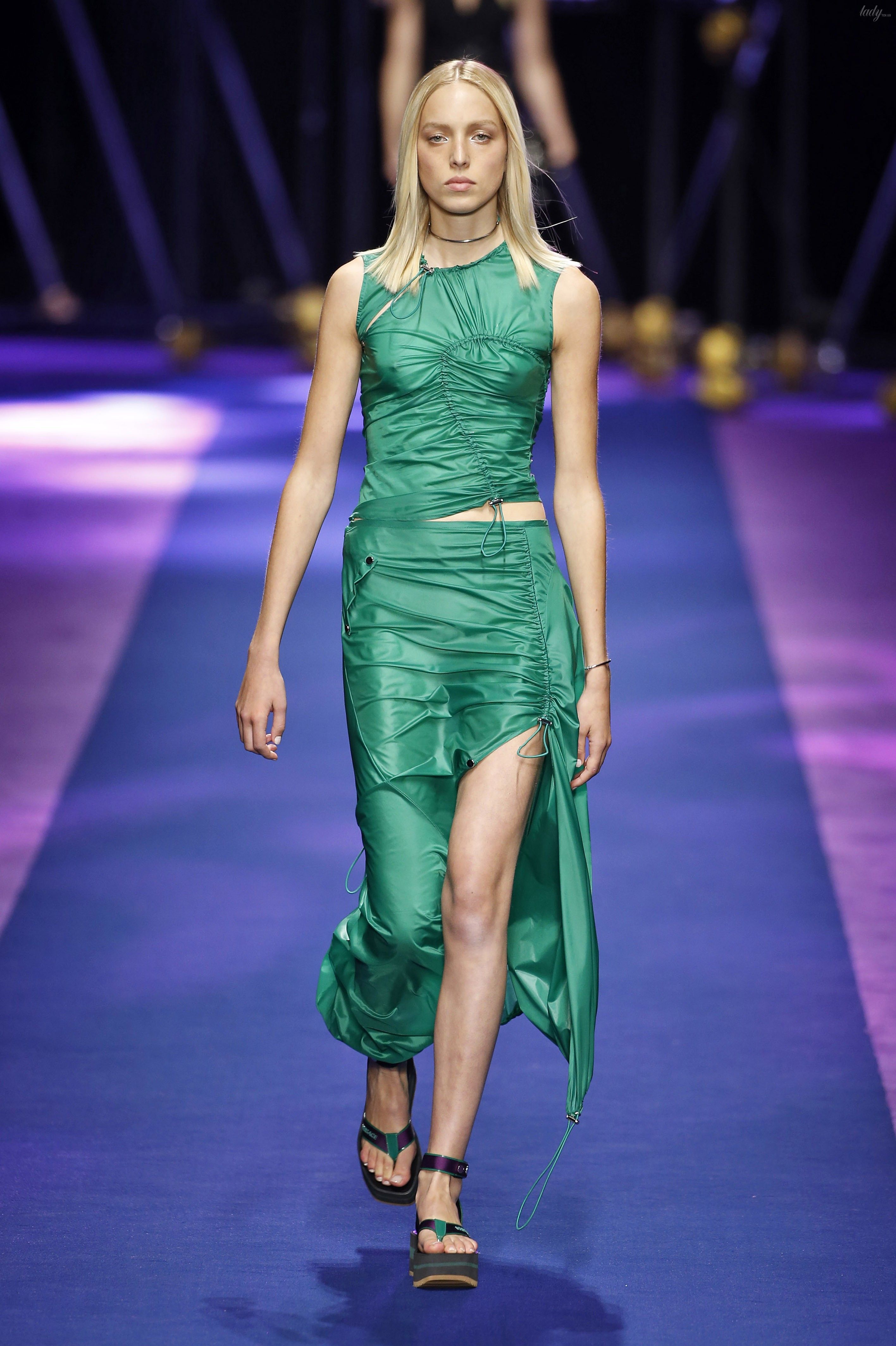 Коллекция Versace прет-а-порте сезона весна-лето 2017_5
