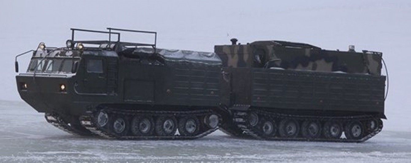 Росія почала військові навчання в окупованому Криму та біля українського кордону