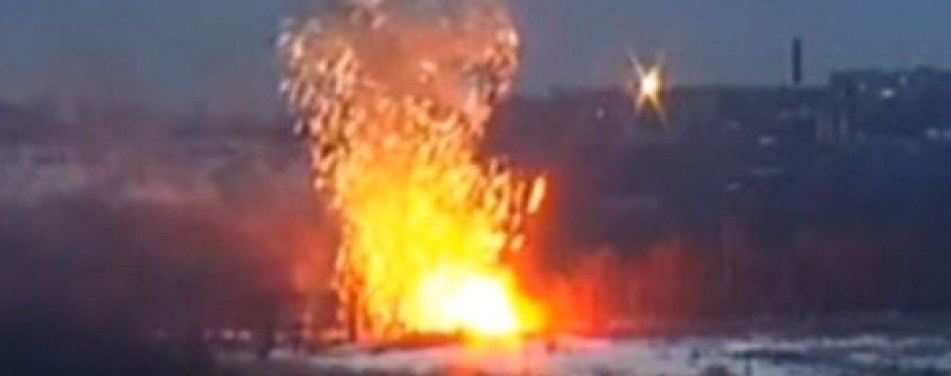 В Сети появилось видео, как украинский офицер одним выстрелом из ПТРК уничтожил БМП боевиков