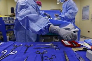 Правительство выделило дополнительные 100 млн грн на лечение тяжелобольных украинцев за границей
