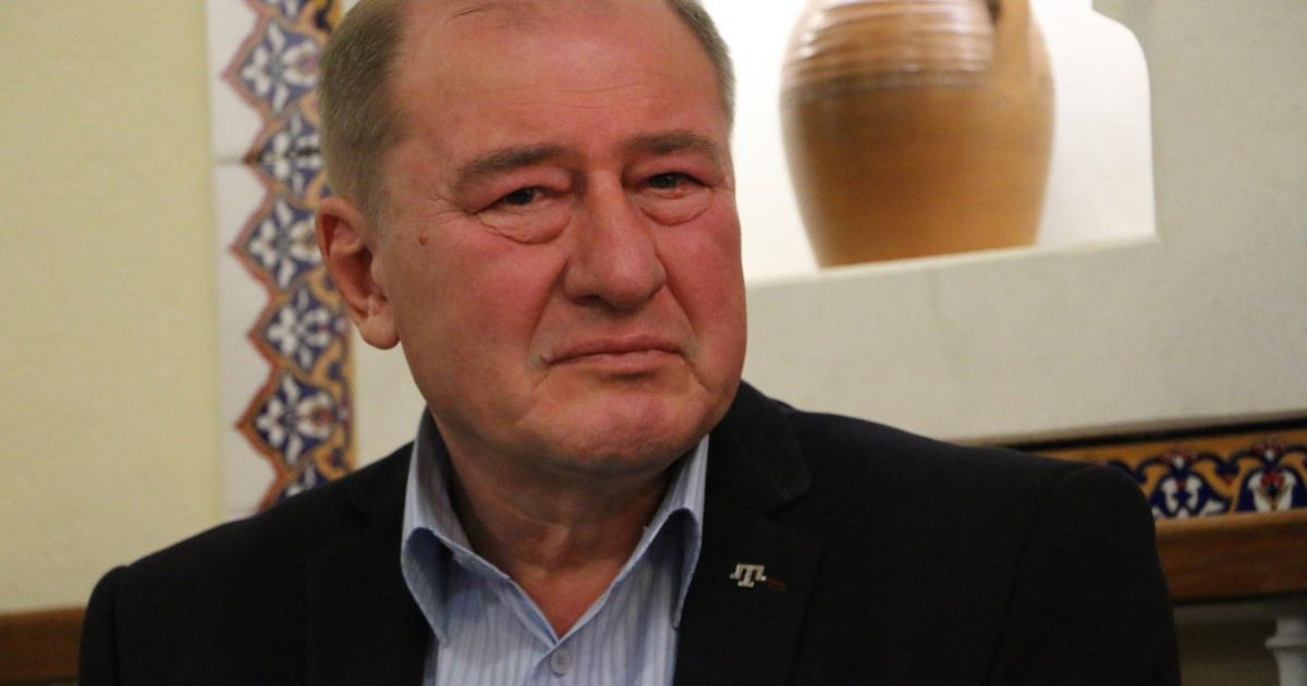"Дал слово за народ свой умереть": появилось видео с судилища над Умеровым