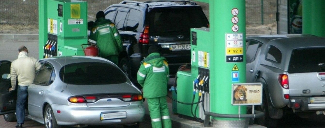 Мережі автозаправок WOG та SOCAR збираються оскаржити штраф АМКУ