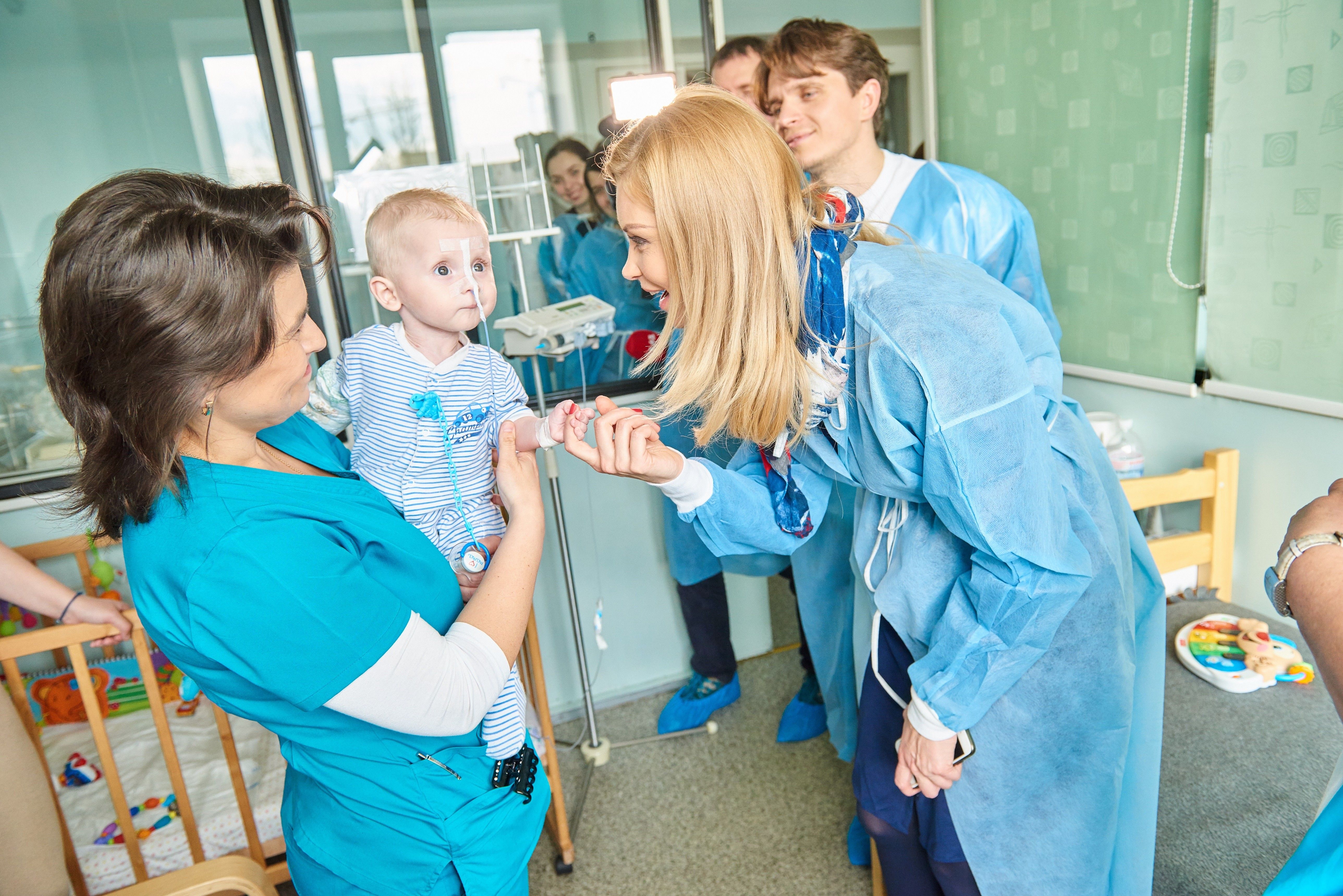Лідія Таран і Анатолій Анатоліч відвідали Національну дитячу лікарню «ОХМАТДИТ» _7