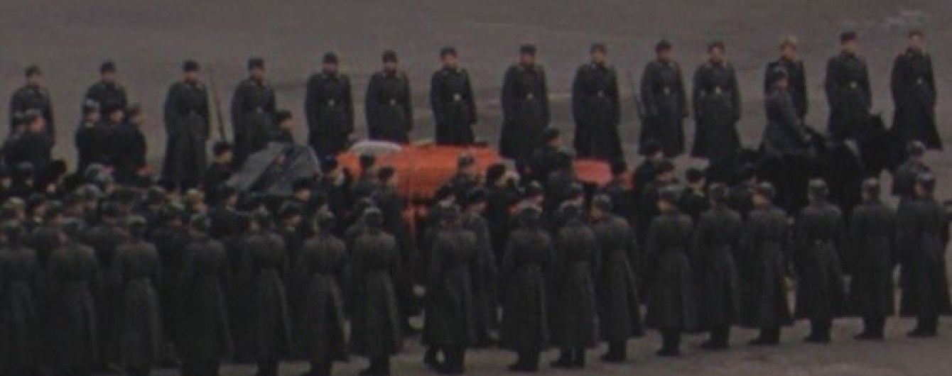 У Мережі з'явилося унікальне відео з похорону Сталіна, яке ніколи не публікувалося раніше