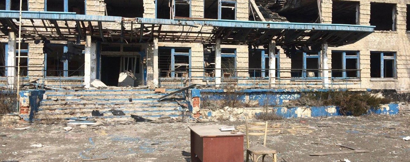 Ситуация в Широкино: военные продвинулись на несколько километров, но боевики продолжают уничтожать село
