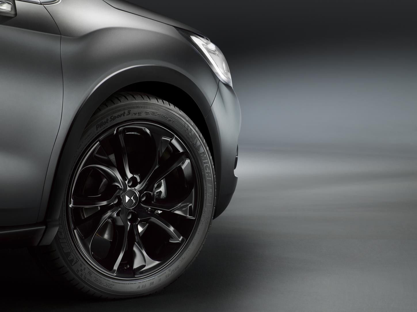 DS 4 Crossback Moondust