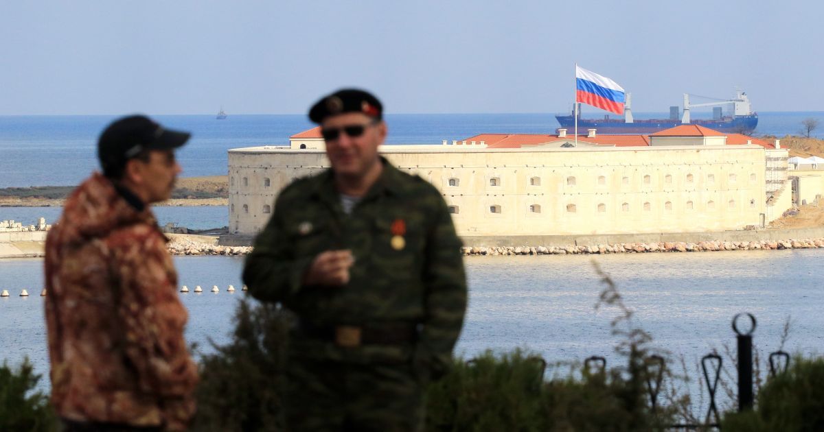 В ЕС заверили, что не будут признавать "выборов" в оккупированном Крыму и избранного "губернатора"