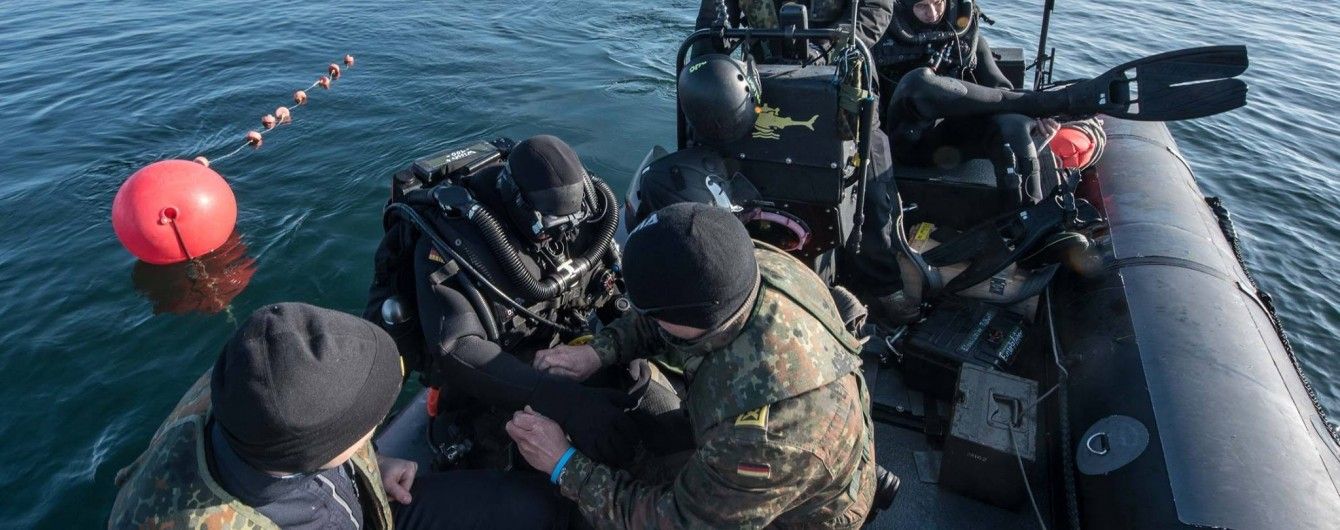 Украинские военные провели тренировочный захват вражеского корабля. Генштаб показал видео с учений