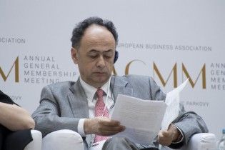 ЕС не поддержал идею Порошенко о небиометрических паспортах для Крыма и ОРДЛО
