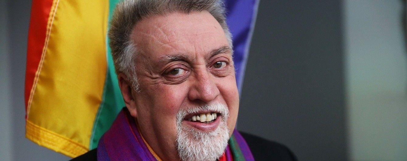У Нью-Йорку помер художник, який створив райдужний прапор ЛГБТ-спільноти