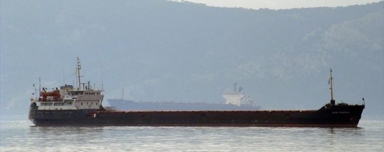 У Чорному морі біля Криму відновлять пошуки вісьмох членів екіпажу затонулого танкера