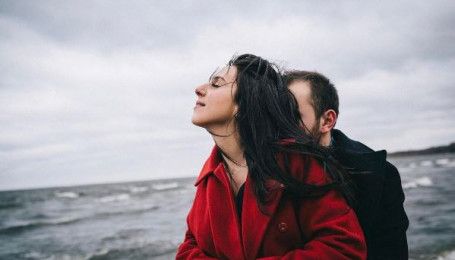 Джамала влаштувала романтичну фотосесію з нареченим у Вільнюсі