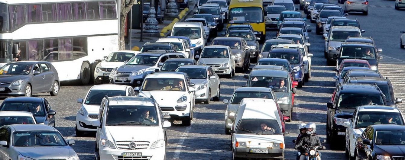 Канадські вживані авто ввозитимуть до України з нульовим митом