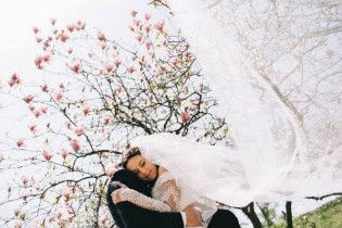 Джамала поділилася новими ніжними фото з весілля
