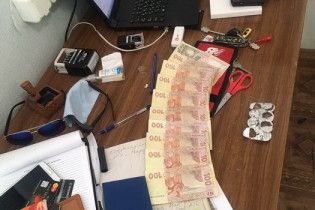 Українських офіцерів затримали у зоні АТО за співпрацю з бойовиками та хабарництво на перепустках