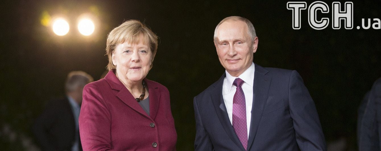 Меркель зустрінеться з Путіним у Сочі