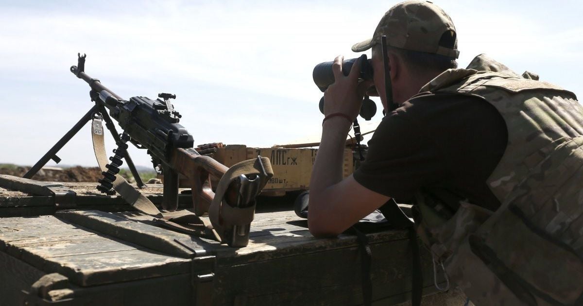 Два десятки обстрілів бойовиків і четверо поранених українських бійців. Хроніка АТО