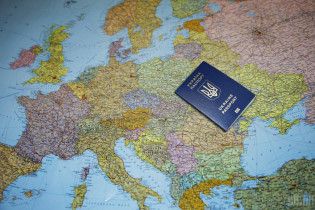 Украина продолжает улучшать показатели в рейтинге "мобильности" загранпаспортов