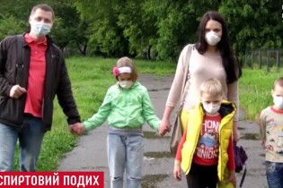 Херсонський сморід: обласні чиновники погрожують ліквідувати птахофабрику неподалік міста