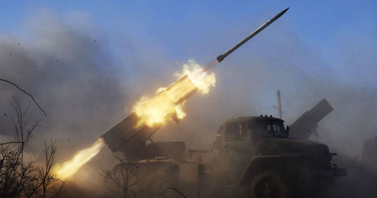 Штаб АТО показал первую атаку боевиков из"Градов" от начала "школьного перемирия"