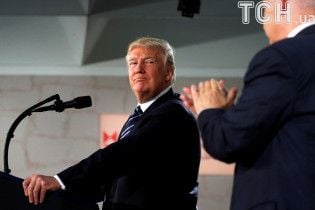 В США более десяти городов призывают к импичменту Трампа