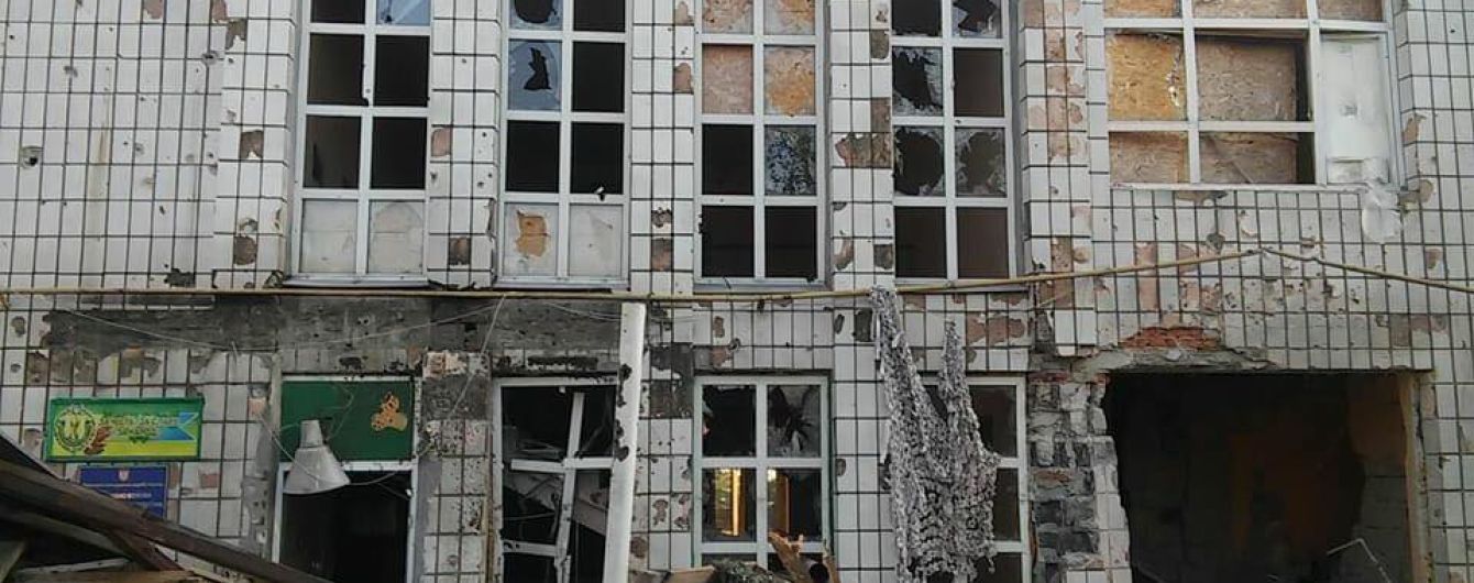 Последний раз подобное было год назад: жители Павлополя рассказали о мощной утренней атаке боевиков