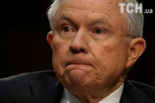 Решение Трампа об увольнении генпрокурора застало врасплох сотрудников Белого дома - СМИ