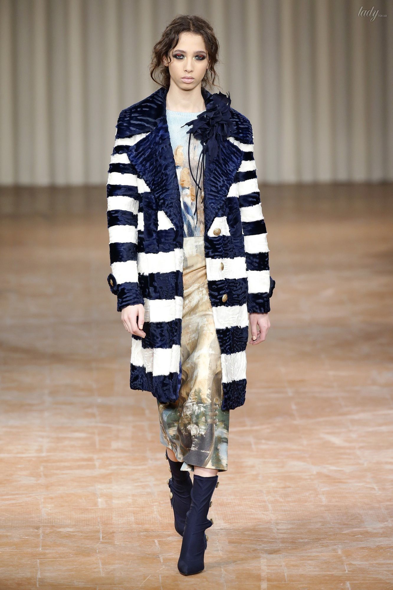 Коллекция Alberta Ferretti прет-а-порте сезона осень-зима 2017-2018_3