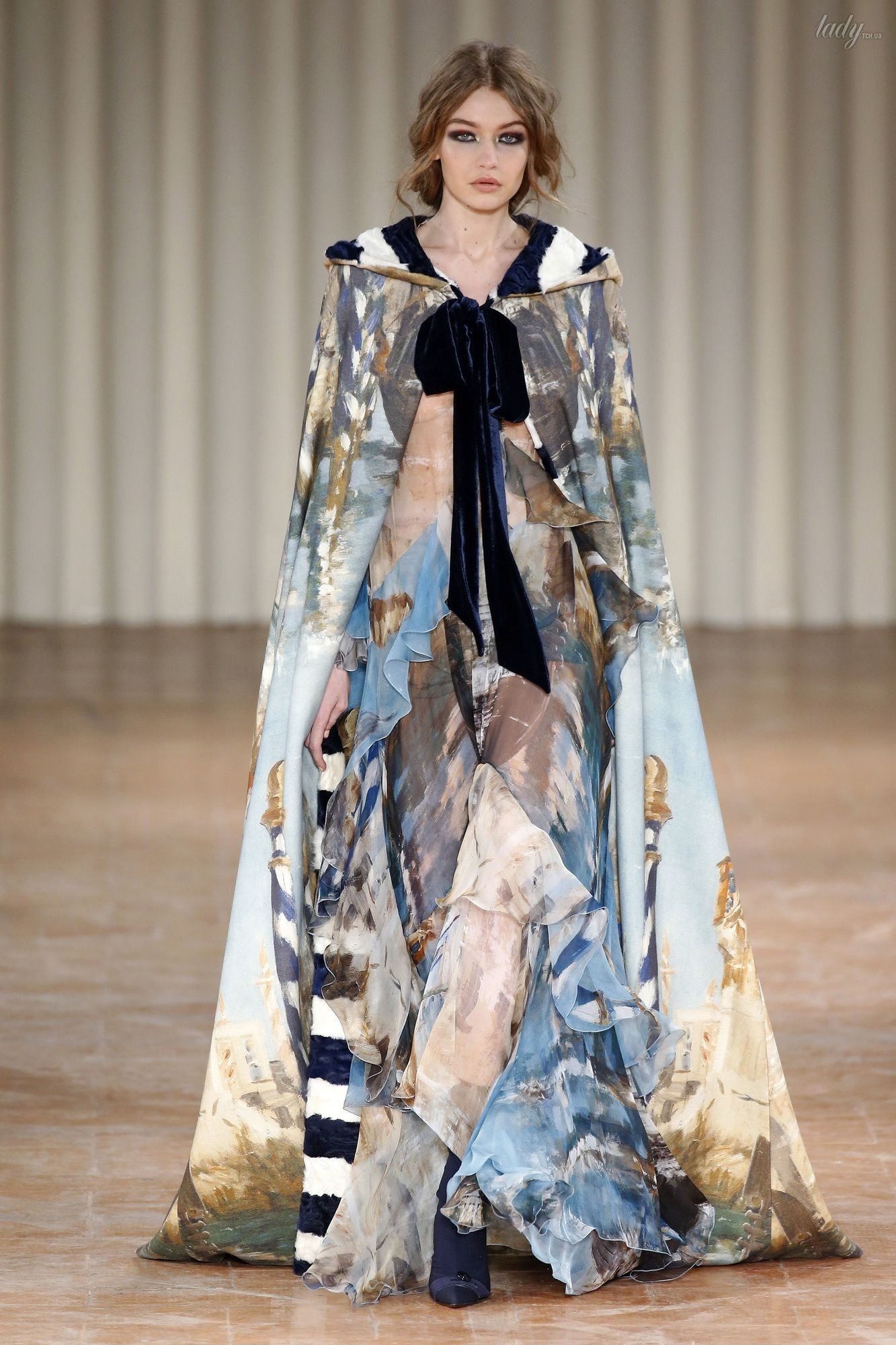 Коллекция Alberta Ferretti прет-а-порте сезона осень-зима 2017-2018_1