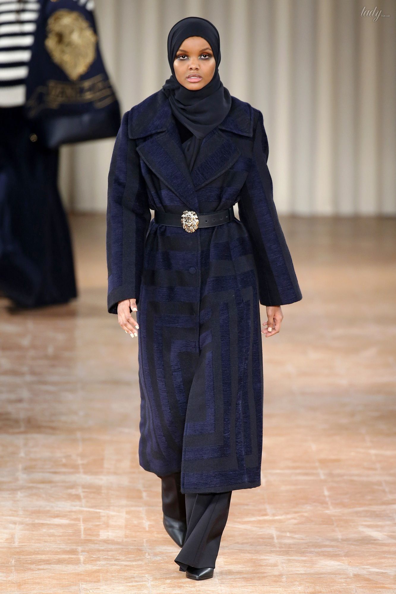 Коллекция Alberta Ferretti прет-а-порте сезона осень-зима 2017-2018_13