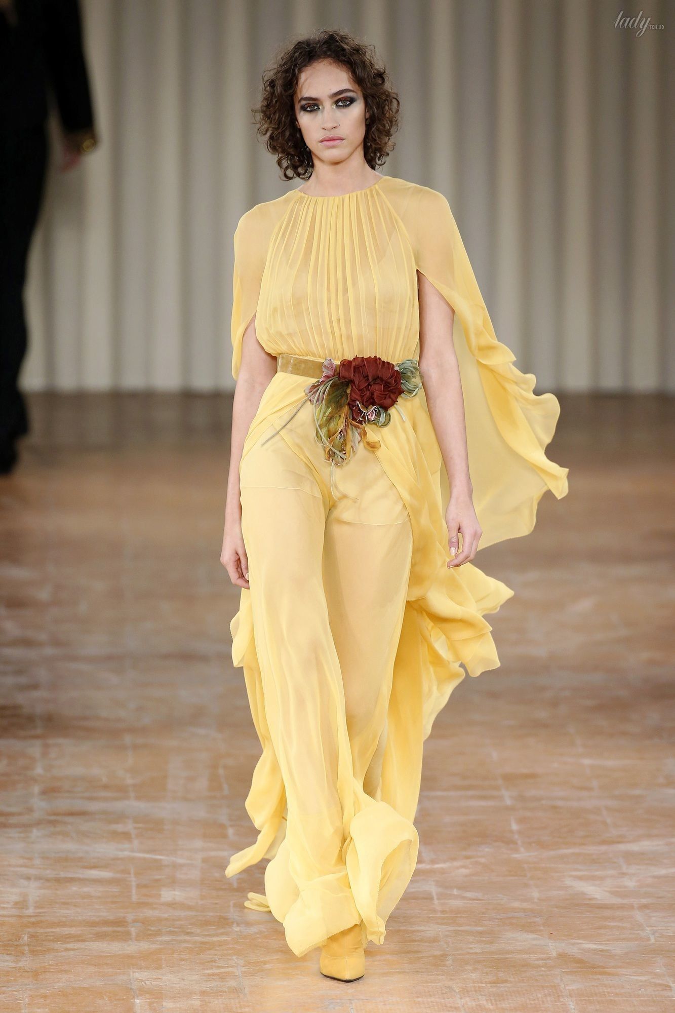 Коллекция Alberta Ferretti прет-а-порте сезона осень-зима 2017-2018_21