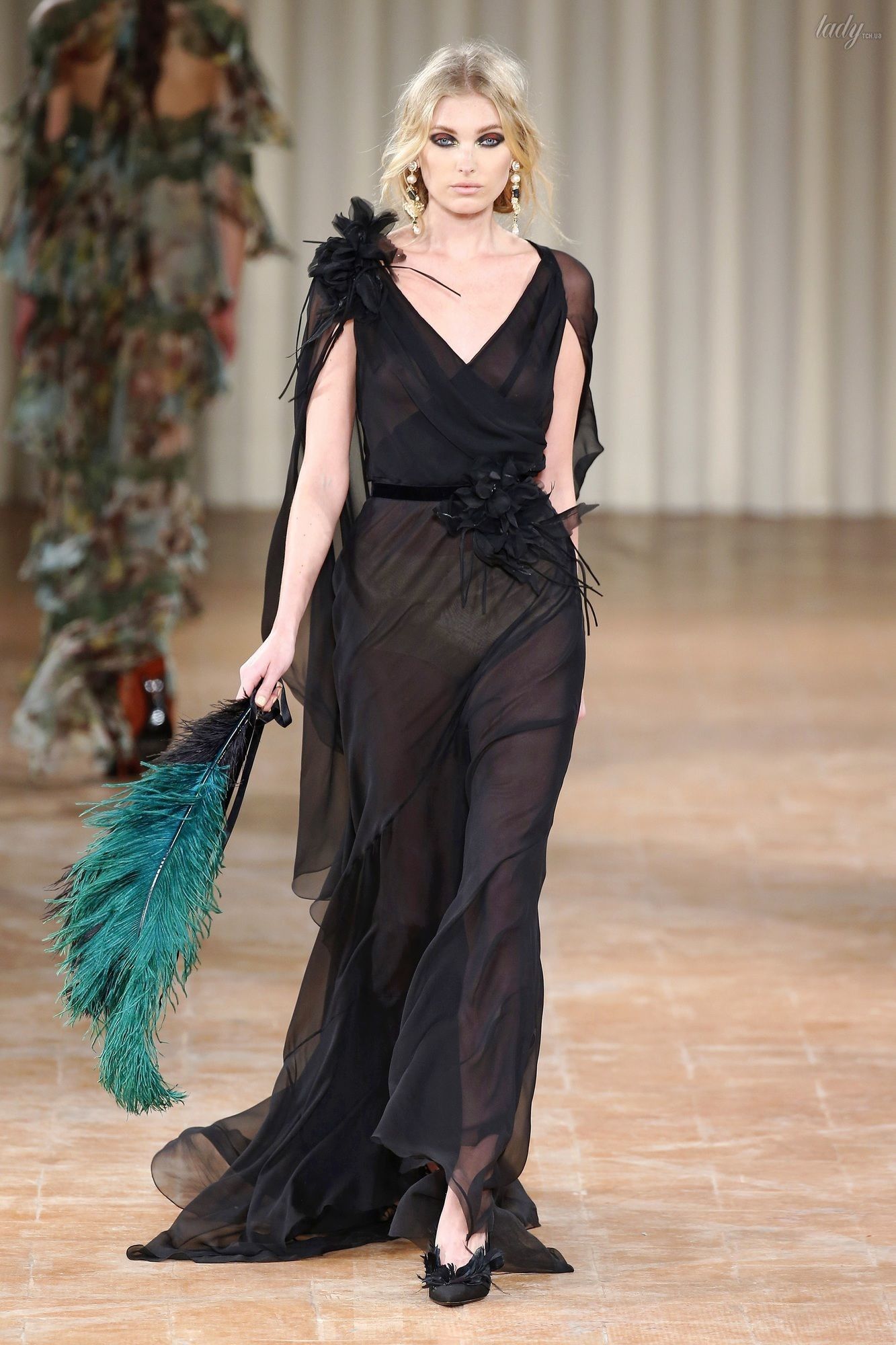 Коллекция Alberta Ferretti прет-а-порте сезона осень-зима 2017-2018_35