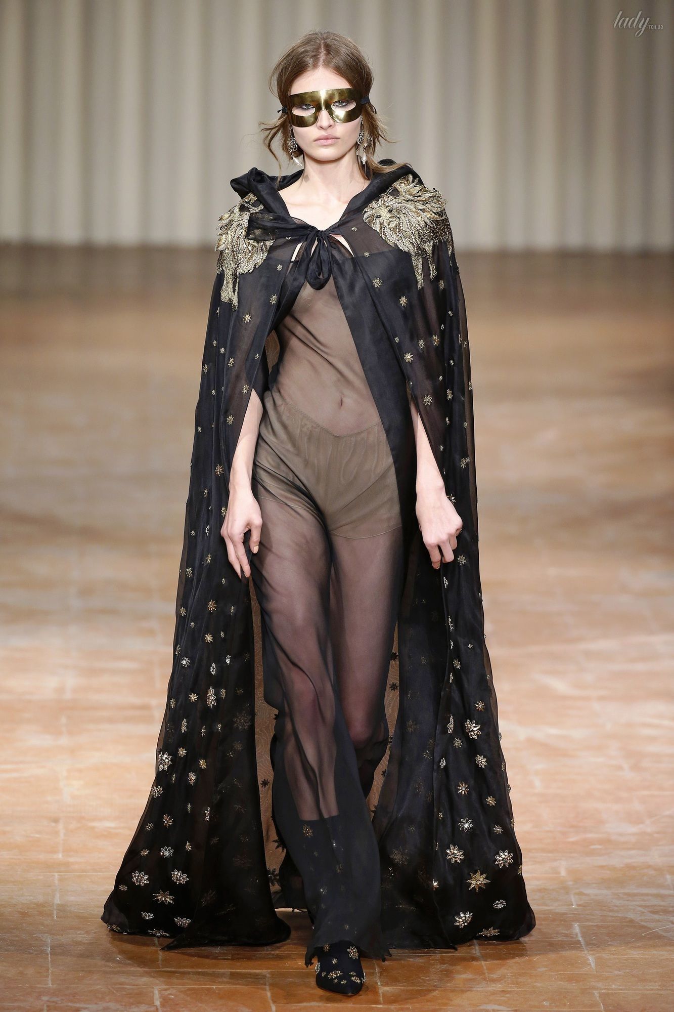 Коллекция Alberta Ferretti прет-а-порте сезона осень-зима 2017-2018_41