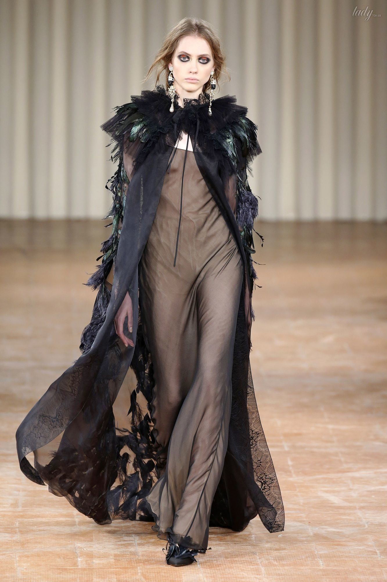 Коллекция Alberta Ferretti прет-а-порте сезона осень-зима 2017-2018_38
